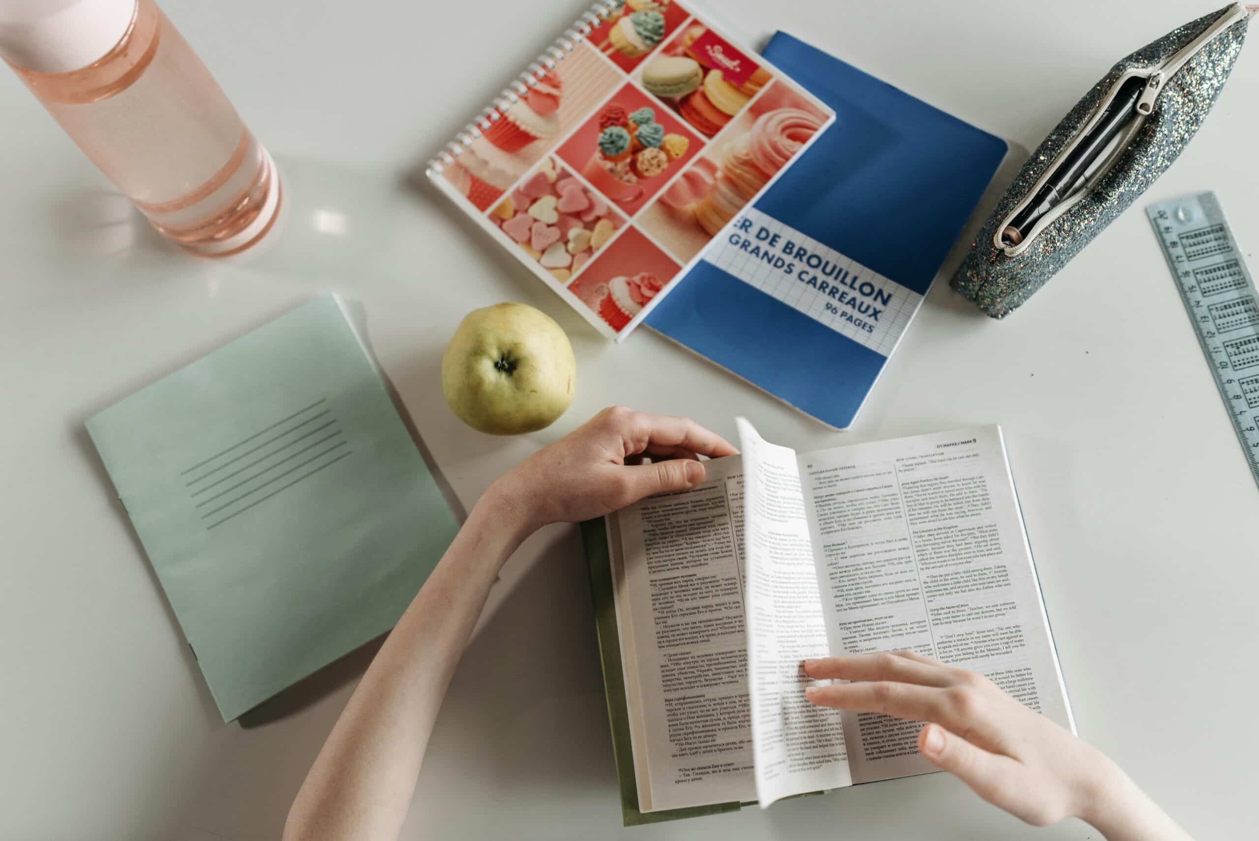 Sauvez votre année universitaire : découvrez notre formule de préparation aux rattrapages et validez votre licence de droit.